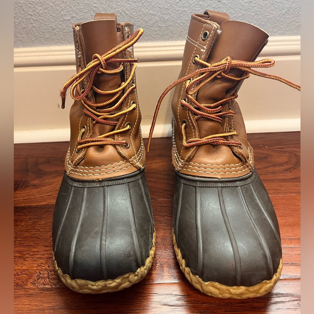 LL Bean 8’ Men’s Duck Boots Size 10. Leather Maine Duck Bean Boot